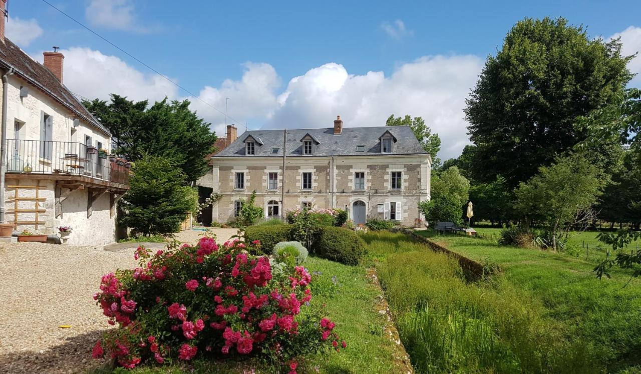 Hotel Le Moulin du Bourg à Epeigne-les-Bois Extérieur photo